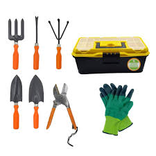 Top 10 Garden Tools for Urban Farming