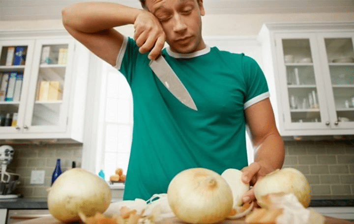 Why Cutting Onions Makes You Cry