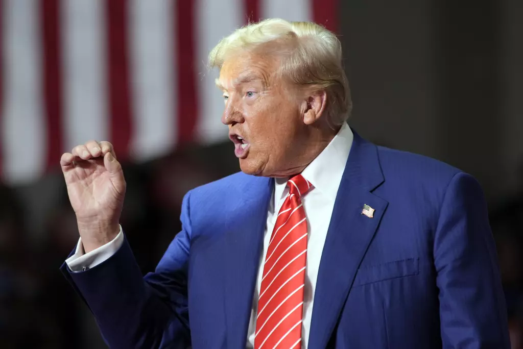 Trump Praises Communist Leader | Cuba Relations & Trump Admin Strategy