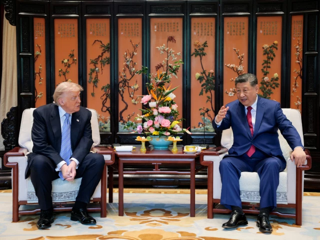 Xi Hosts Trump in Beijing as China Calls to End Iran War