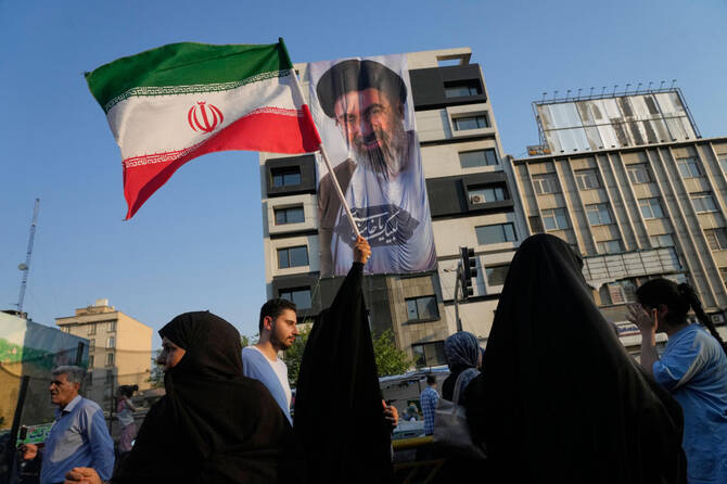 Iran dismisses idea Trump meeting Supreme Leader
