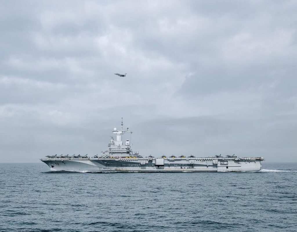French Navy Pledges 10 Additional Warships to Middle East for Strait of Hormuz Escorts