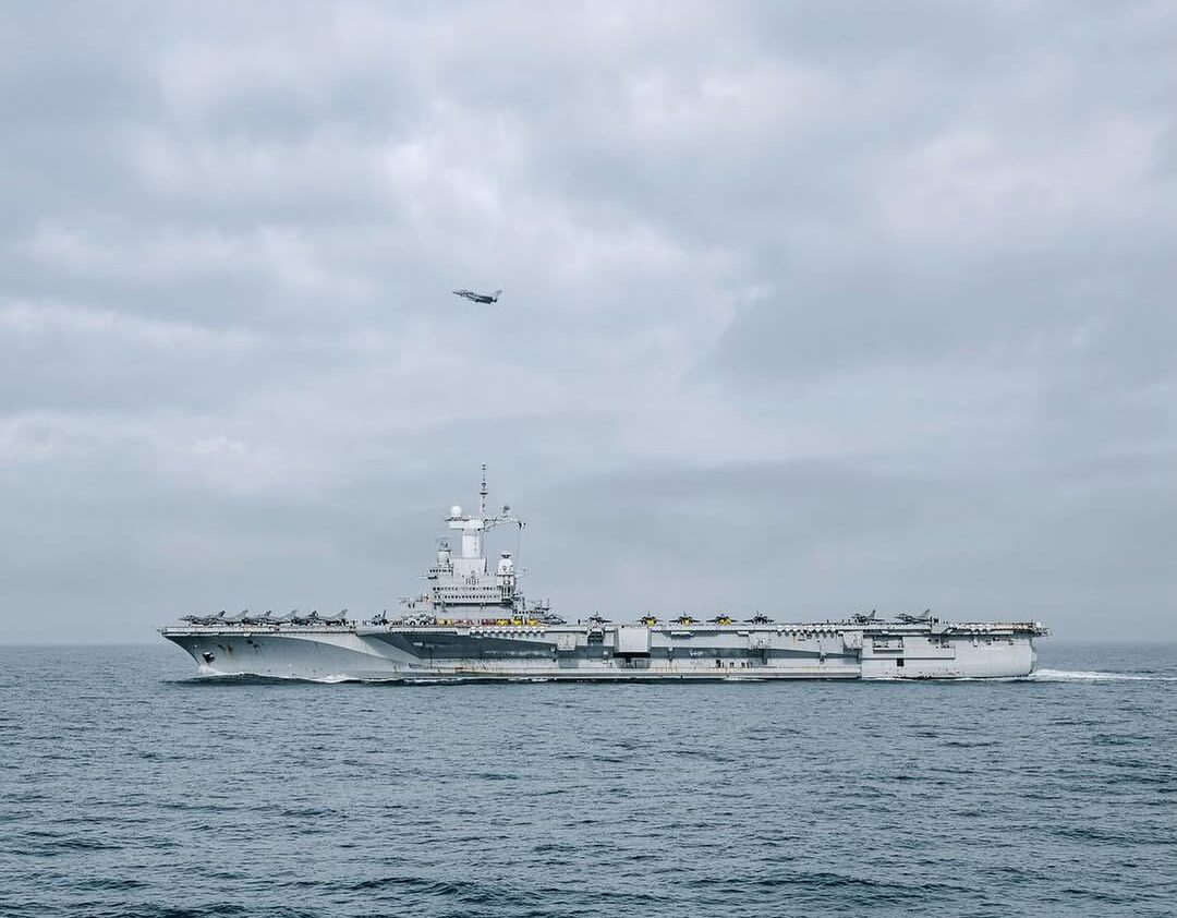 French Navy Pledges 10 Additional Warships to Middle East for Strait of Hormuz Escorts