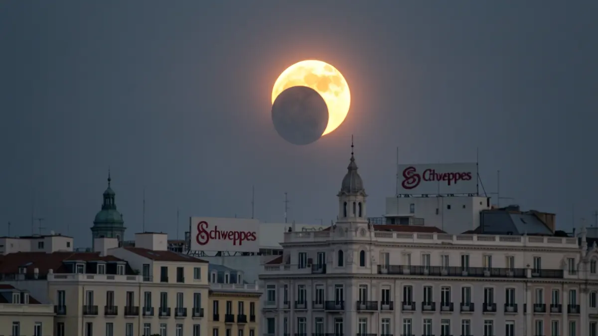 Spain Solar Eclipse: El Retiro Witnesses a Stunning Moment