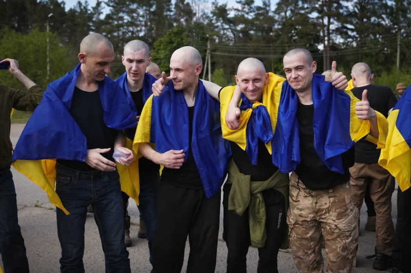 Ukraine and Russia Exchange Prisoners as Fighting Continues